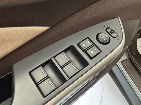 Used 2012 Honda CR-V EX-L image 11