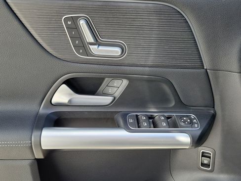 Certified 2025 Mercedes-Benz GLA 250 image 20