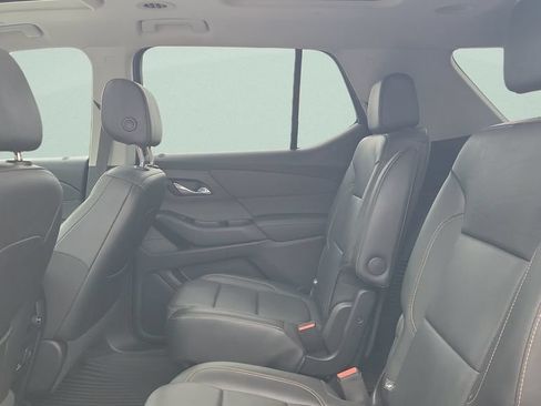 Used 2019 Chevrolet Traverse LT w/ LT Premium Package AWD/4WD image 10