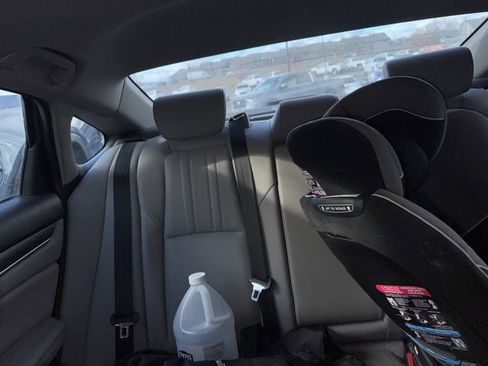 Used 2018 Honda Accord EX-L image 11