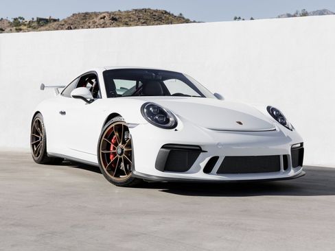 Certified 2019 Porsche 911 GT3 image 9