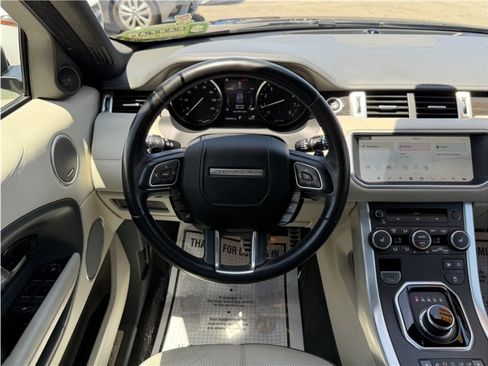 Used 2018 Land Rover Range Rover Evoque HSE Dynamic AWD/4WD image 36