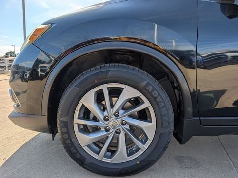 Used 2015 Nissan Rogue SL w/ SL Premium Package FWD image 11