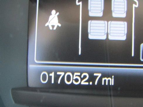 Used 2024 Ford Edge Titanium w/ Equipment Group 301A AWD/4WD image 28