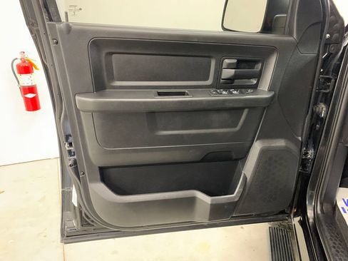 Used 2016 RAM 1500 ST w/ SXT Appearance Group AWD/4WD image 5
