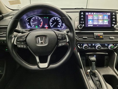 Used 2018 Honda Accord Touring image 22