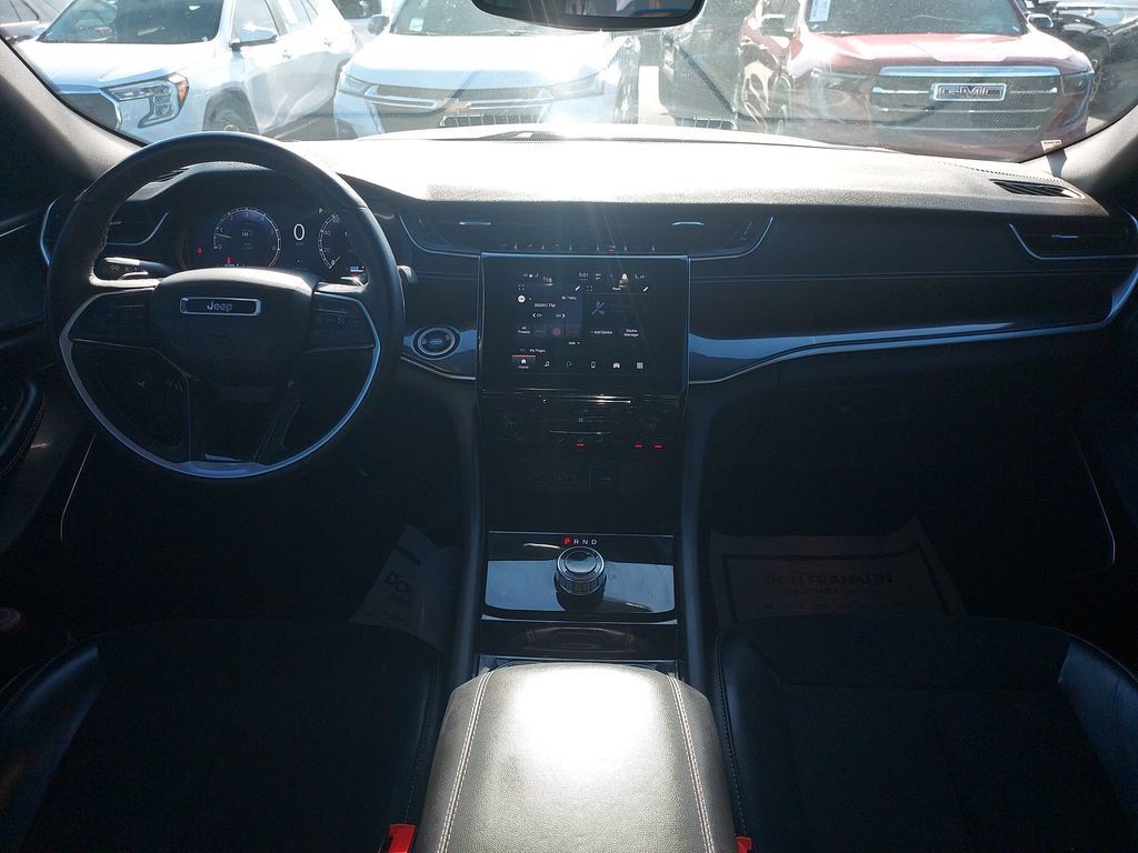 Used 2021 Jeep Grand Cherokee L Laredo AWD/4WD image 15