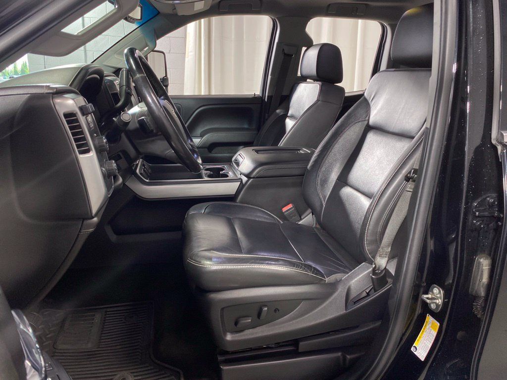 Used 2018 Chevrolet Silverado 2500 LTZ w/ Vortec Plus Package AWD/4WD image 18