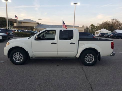 Used 2019 Nissan Frontier SV image 14