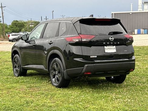 New 2026 Nissan Rogue SV w/ Cold Weather Package AWD/4WD image 10