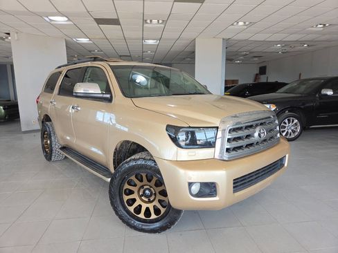 Used 2011 Toyota Sequoia Platinum AWD/4WD image 1