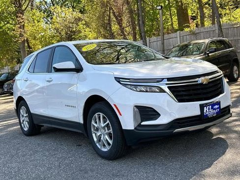 Certified 2023 Chevrolet Equinox LT AWD/4WD image 1