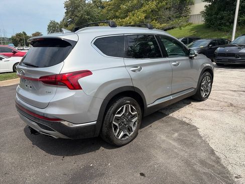 Used 2022 Hyundai Santa Fe Limited FWD image 5