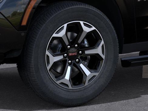 New 2026 GMC Yukon AT4 Ultimate w/ LPO, Floor Liner Package AWD/4WD image 9