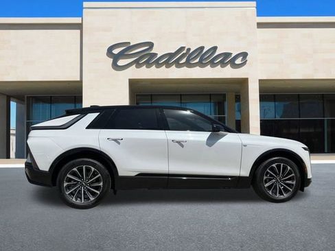 New 2025 Cadillac Lyriq Sport image 6