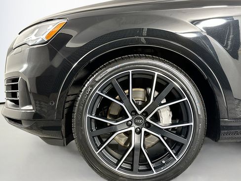 Used 2022 Audi Q7 3.0T Prestige w/ Prestige Package image 12