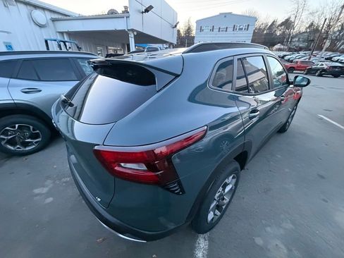 New 2026 Chevrolet Trax LT w/ Driver Confidence Package image 5