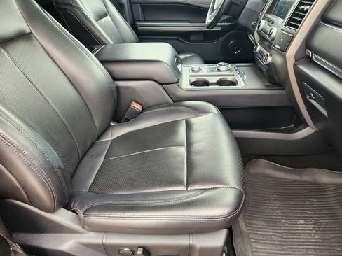 Used 2021 Ford Expedition XLT AWD/4WD image 13