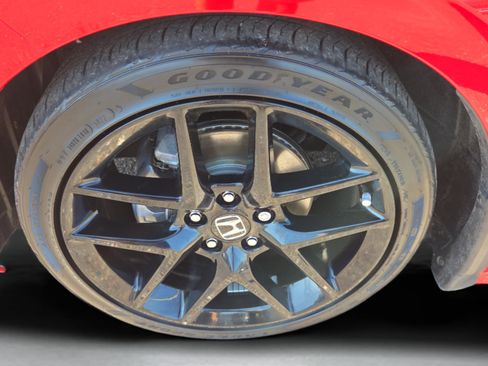 Used 2023 Honda Civic Sport image 11