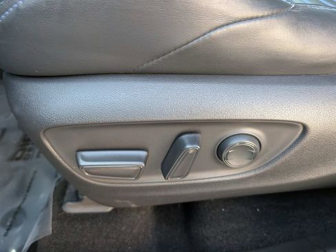 Used 2019 Toyota RAV4 XSE image 21