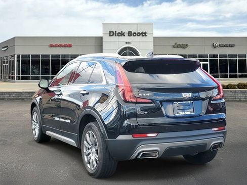 Used 2021 Cadillac XT4 Premium Luxury w/ Cold Weather Package image 3