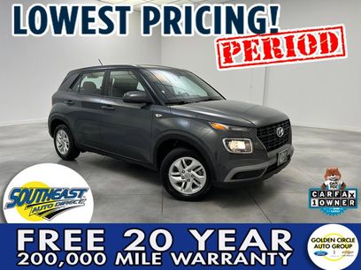 Used 2025 Hyundai Venue SE