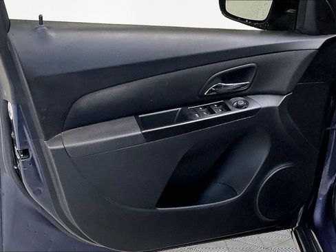 Used 2013 Chevrolet Cruze LTZ image 21