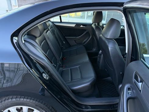 Used 2014 Volkswagen Jetta SE FWD image 35