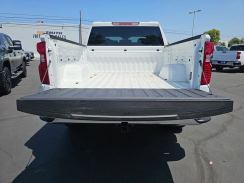 New 2025 Chevrolet Silverado 1500 LT AWD/4WD image 12