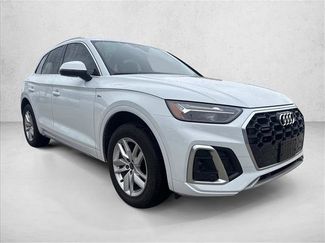 Used 2023 Audi Q5 2.0T Premium w/ Convenience Package video 3