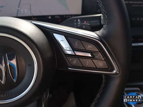 Used 2025 Buick Enclave Preferred image 21