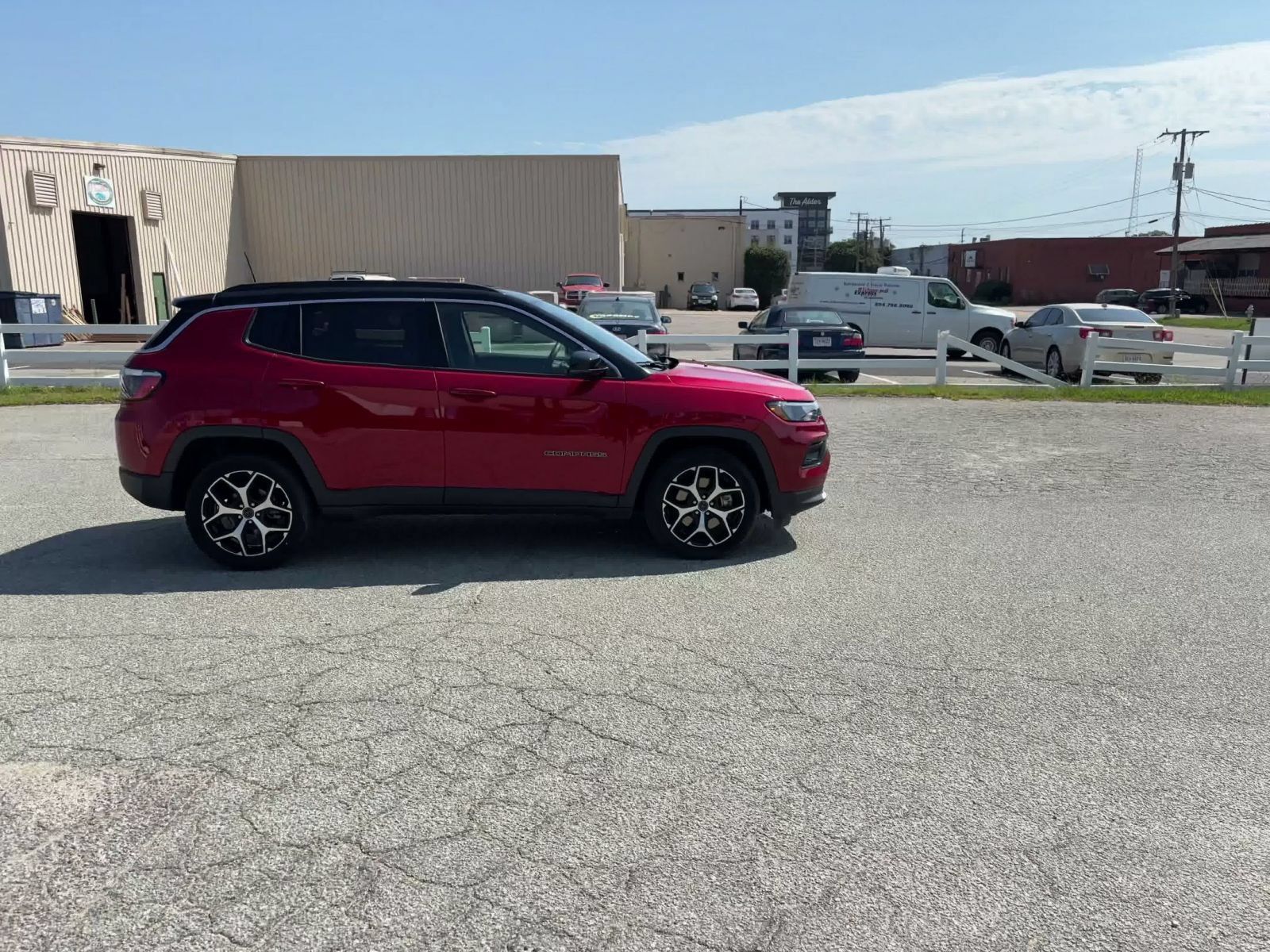 Used 2025 Jeep Compass Limited AWD/4WD image 15