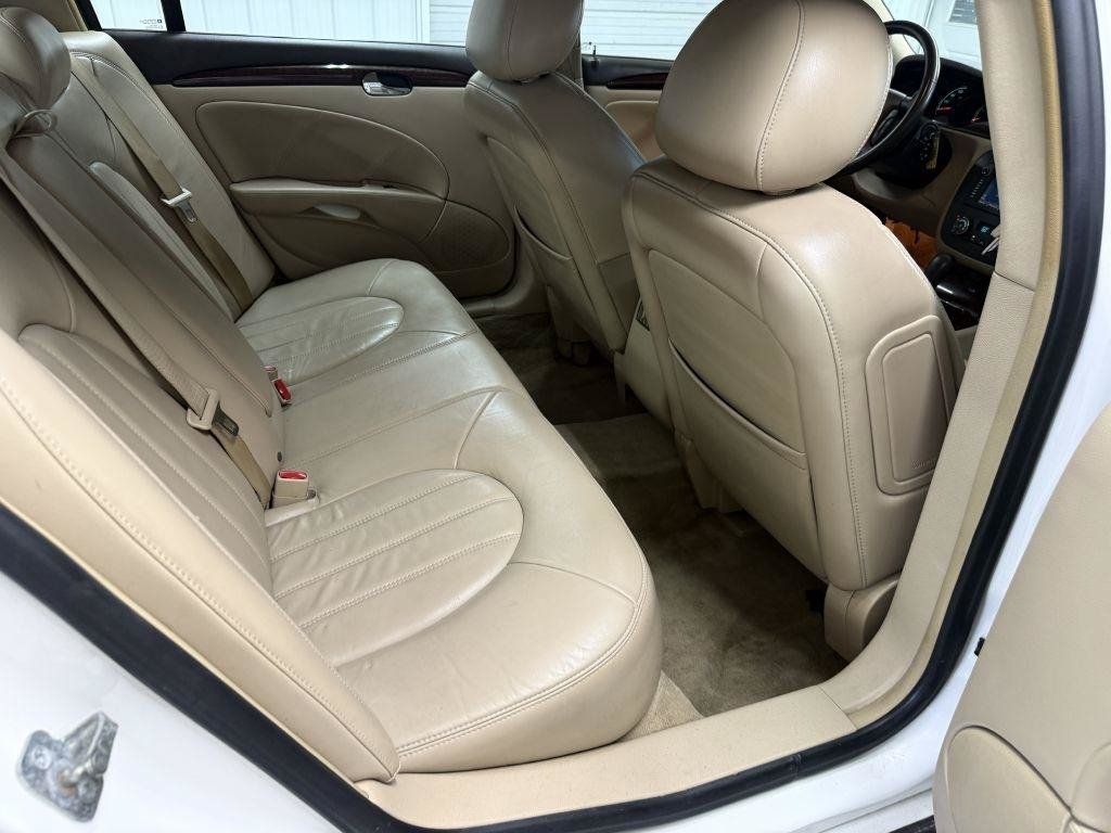 Used 2010 Buick Lucerne CXL FWD image 29