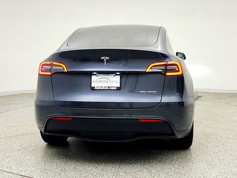 Used 2023 Tesla Model Y Long Range AWD/4WD image 6