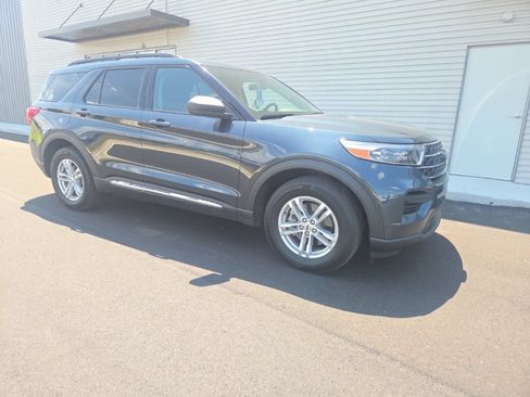 Used 2022 Ford Explorer XLT RWD image 10