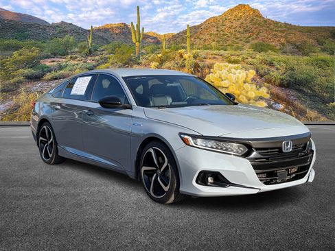 Used 2022 Honda Accord Sport image 2