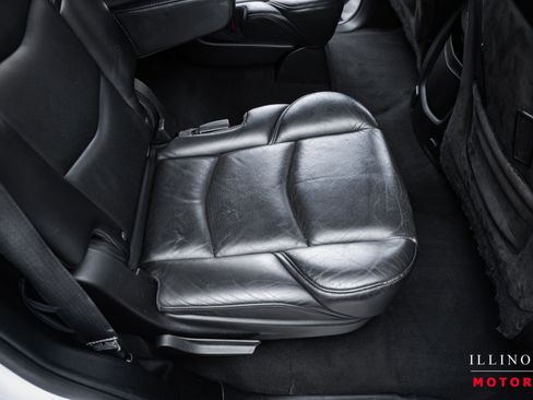 Used 2019 Cadillac Escalade Platinum image 38