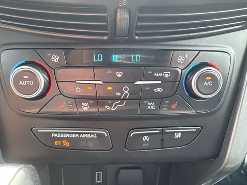 Used 2018 Ford Escape SEL FWD image 14