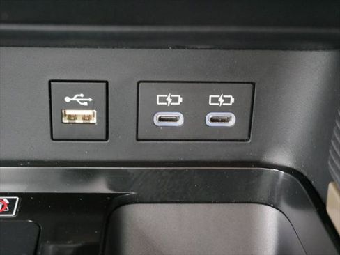 Certified 2025 Toyota Camry SE w/ Multimedia Upgrade Package AWD/4WD image 20