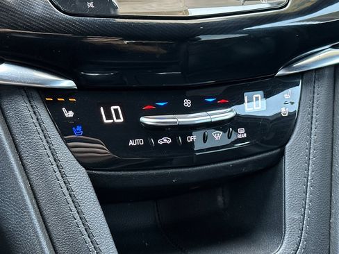 Used 2024 Cadillac XT6 Sport w/ LPO, Onyx Lite Package AWD/4WD image 21
