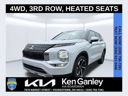 Used 2022 Mitsubishi Outlander SE AWD/4WD image 1