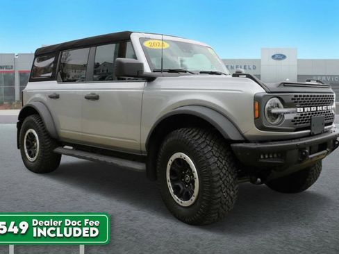Used 2024 Ford Bronco Badlands AWD/4WD image 1