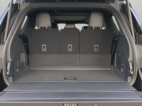 New 2026 Ford Expedition Platinum image 49