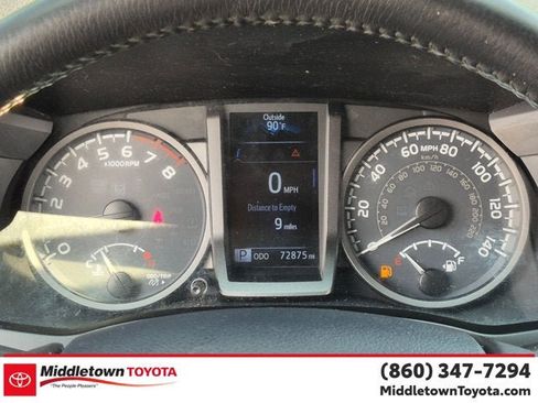 Used 2017 Toyota Tacoma TRD Sport w/ Tow Package (A/T) AWD/4WD image 19