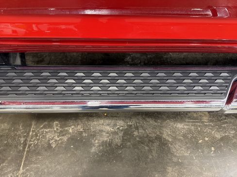 Used 2024 RAM 2500 Big Horn w/ Sport Appearance Package image 21