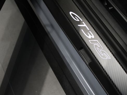 Certified 2024 Porsche 911 GT3 RS image 36