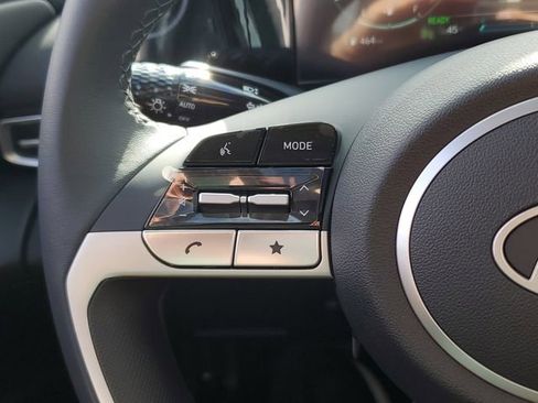 New 2026 Hyundai Elantra Limited FWD image 22