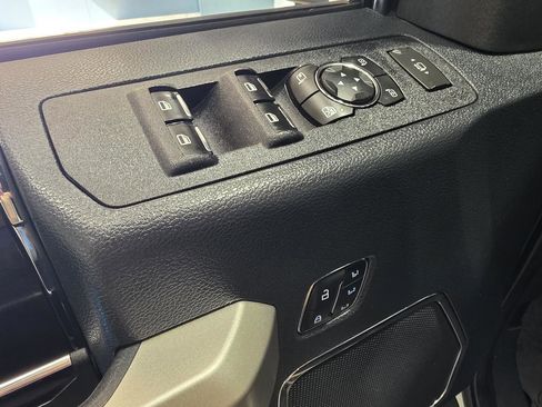 Used 2022 Ford F250 Lariat w/ Lariat Ultimate Package image 17