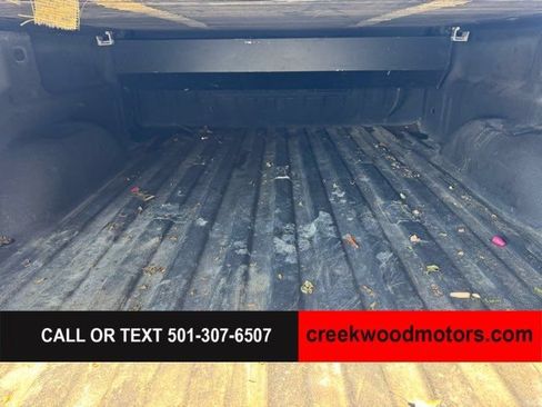 Used 2019 GMC Sierra 2500 Denali w/ Duramax Plus Package AWD/4WD image 17