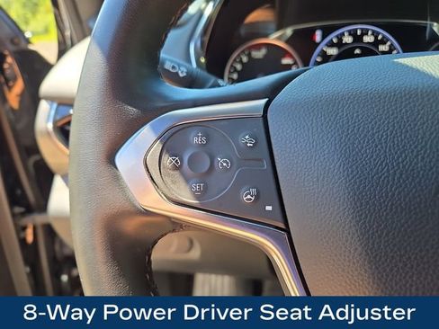 Used 2023 Chevrolet Traverse Premier AWD/4WD image 7